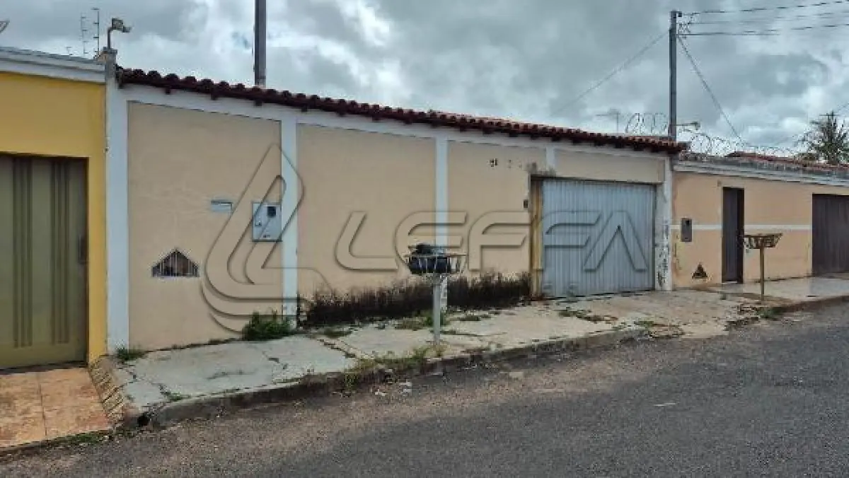 LOTE 158 - Casa / ESTADO: MG / CIDADE: UBERLANDIA / 