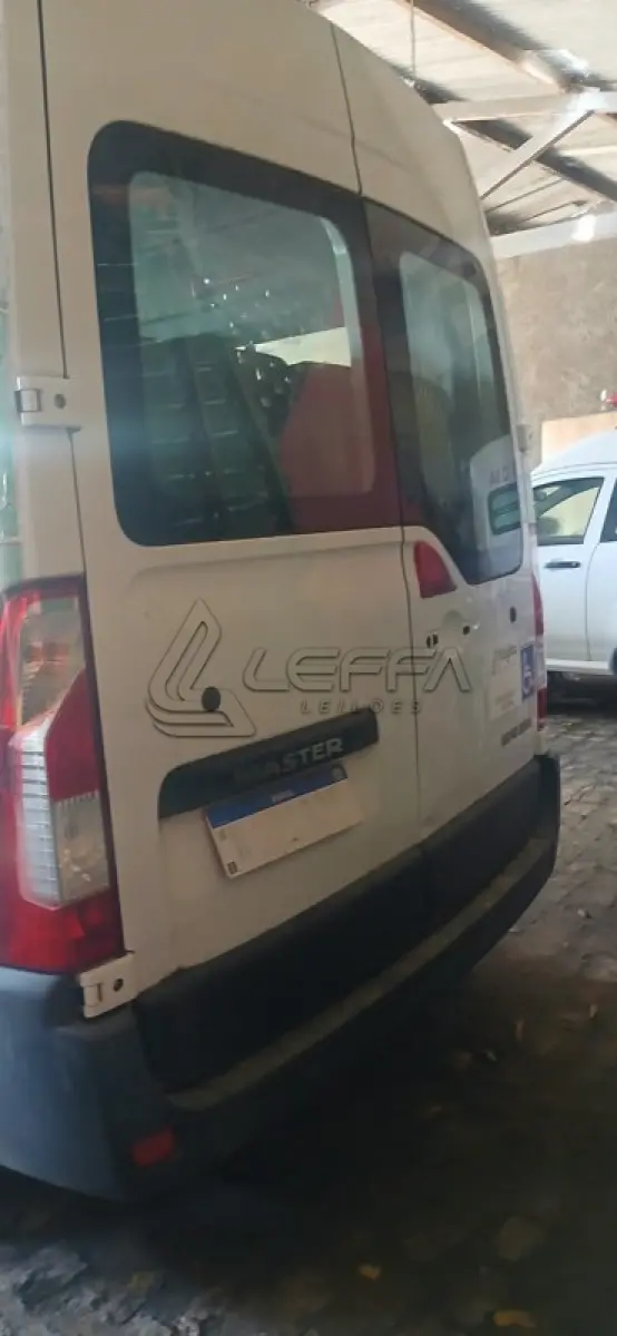 LOTE 007 - RENAULT MASTER PASSAGEIRO