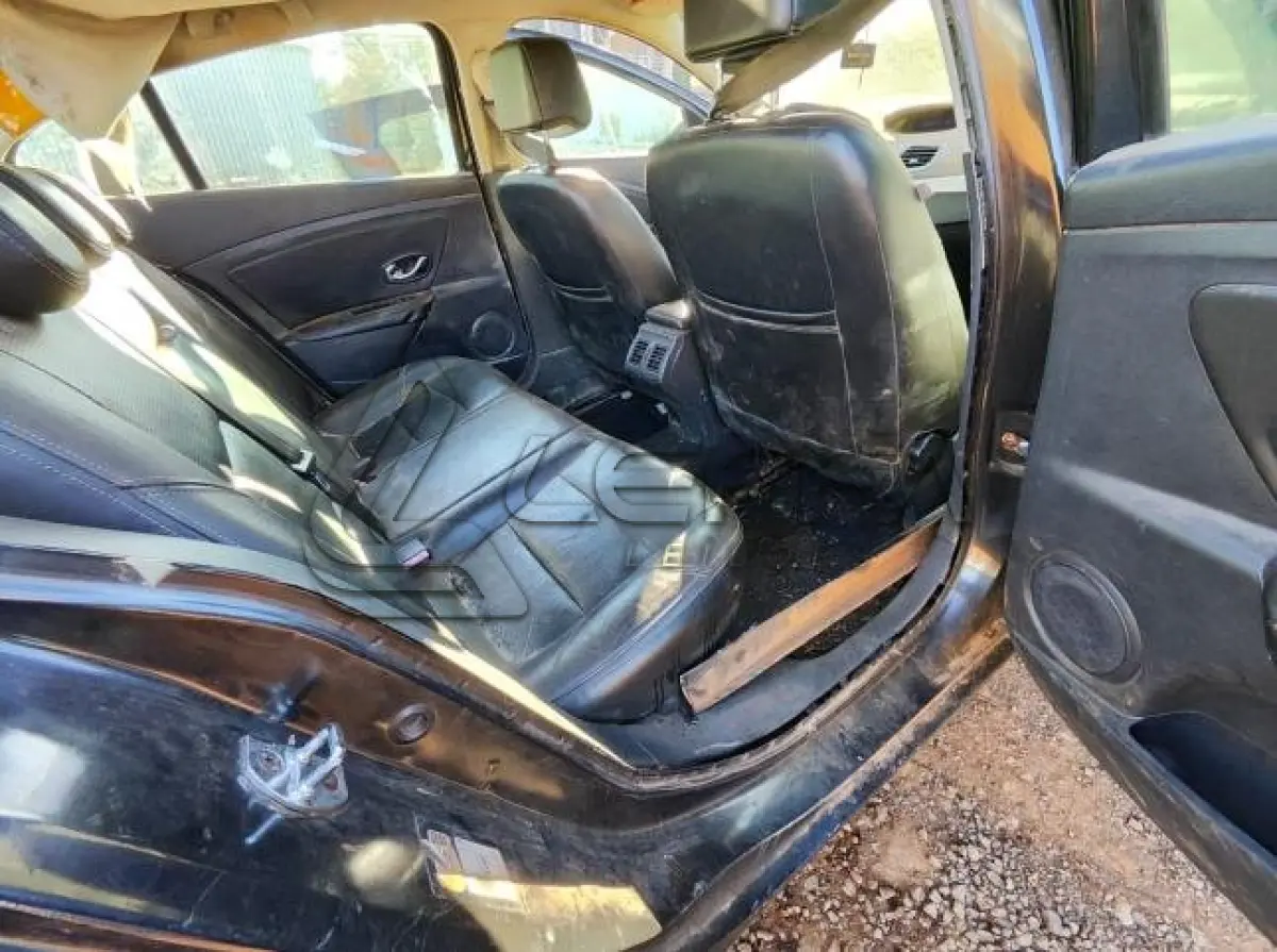 LOTE 001 - RENAULT FLUENCE DYN 2.0