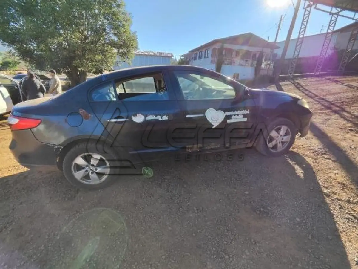 LOTE 001 - RENAULT FLUENCE DYN 2.0