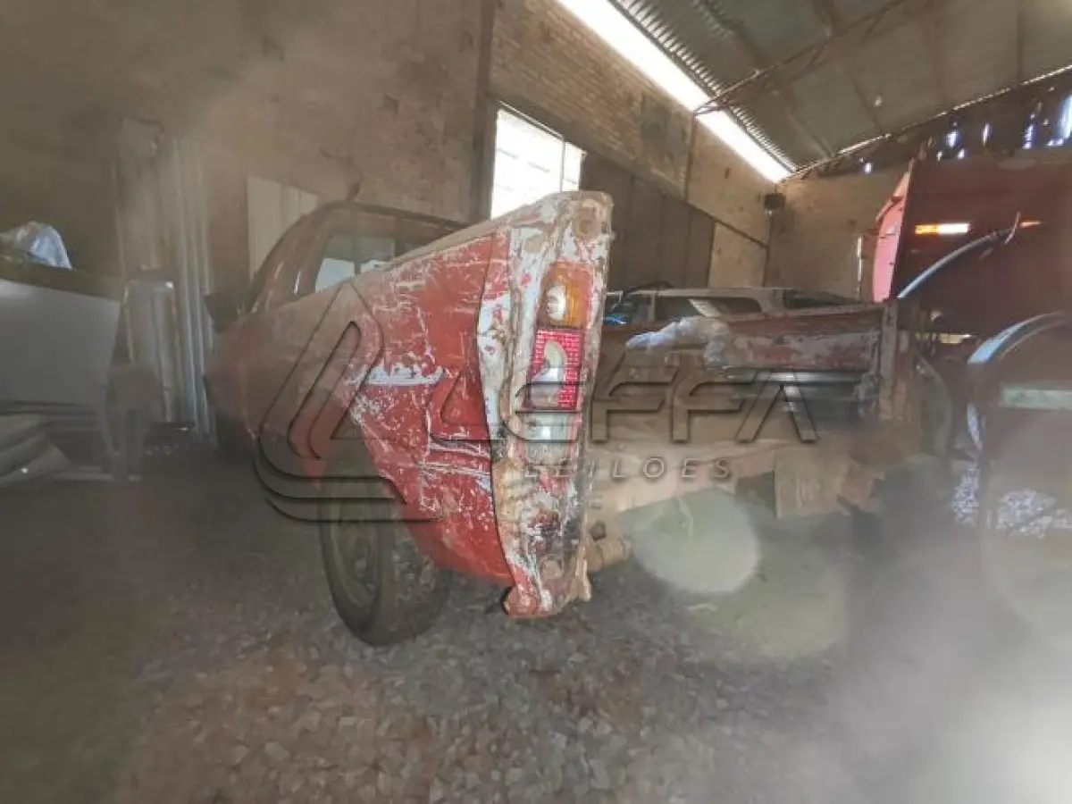 LOTE 006 - FORD PAMPA 1.8