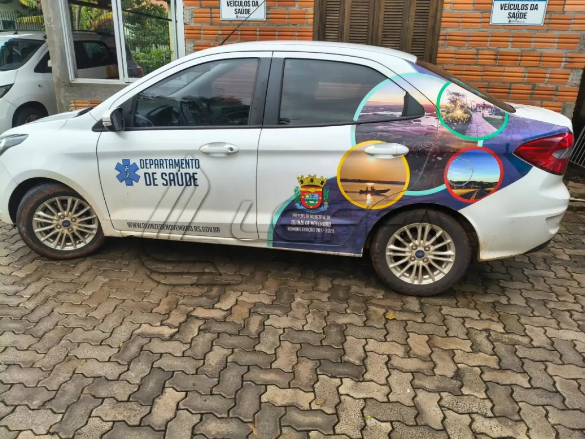 LOTE 010 - FORD KA SEDAN TITANIUM 1.5