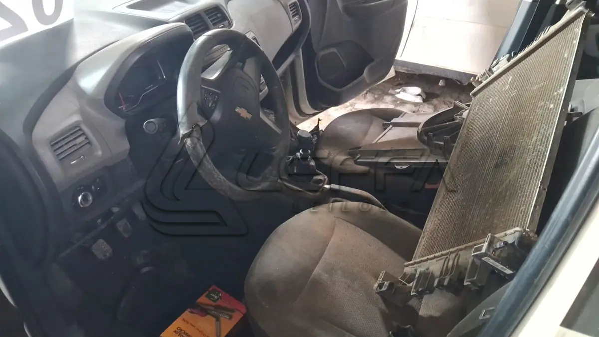 LOTE 002 - CHEVROLET SPIN 1.8