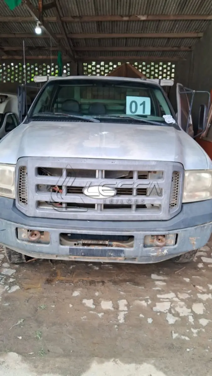 LOTE 001