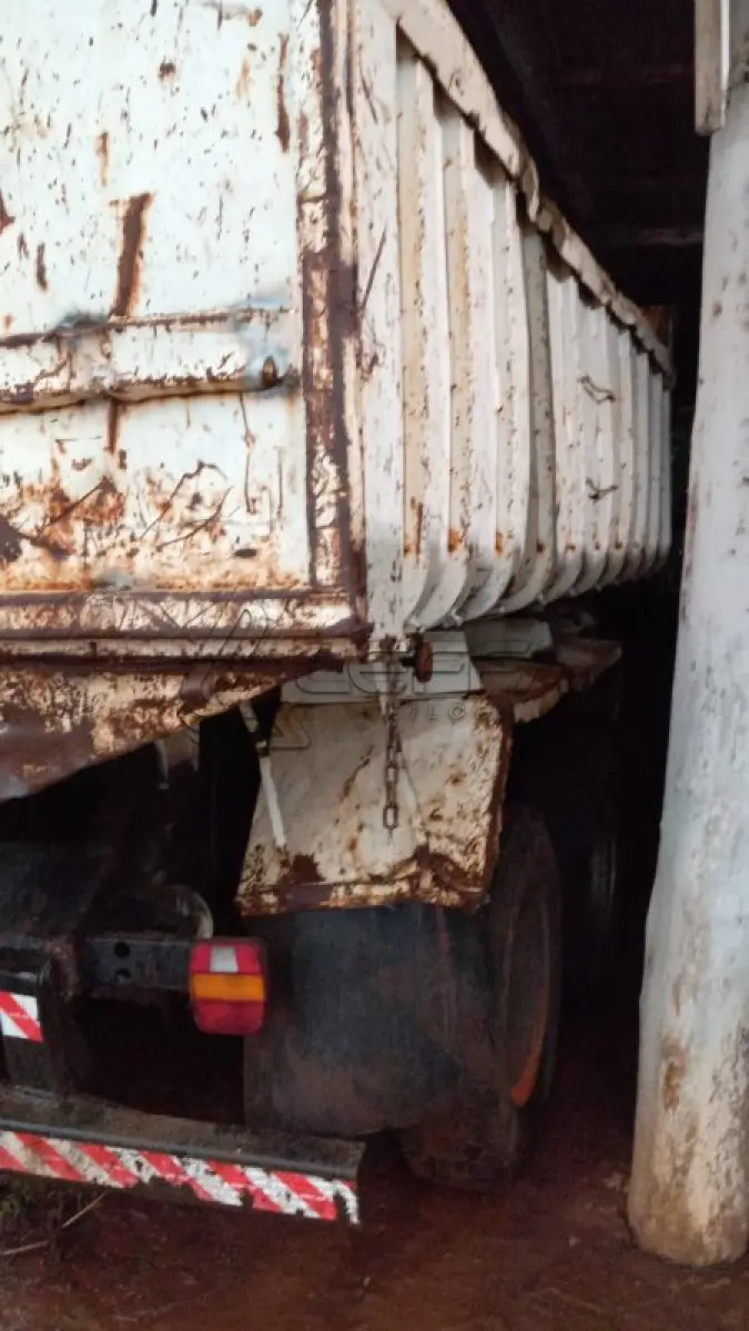 LOTE 009 - CAMINHÃO FORD CARGO 2428 - IQG 5430