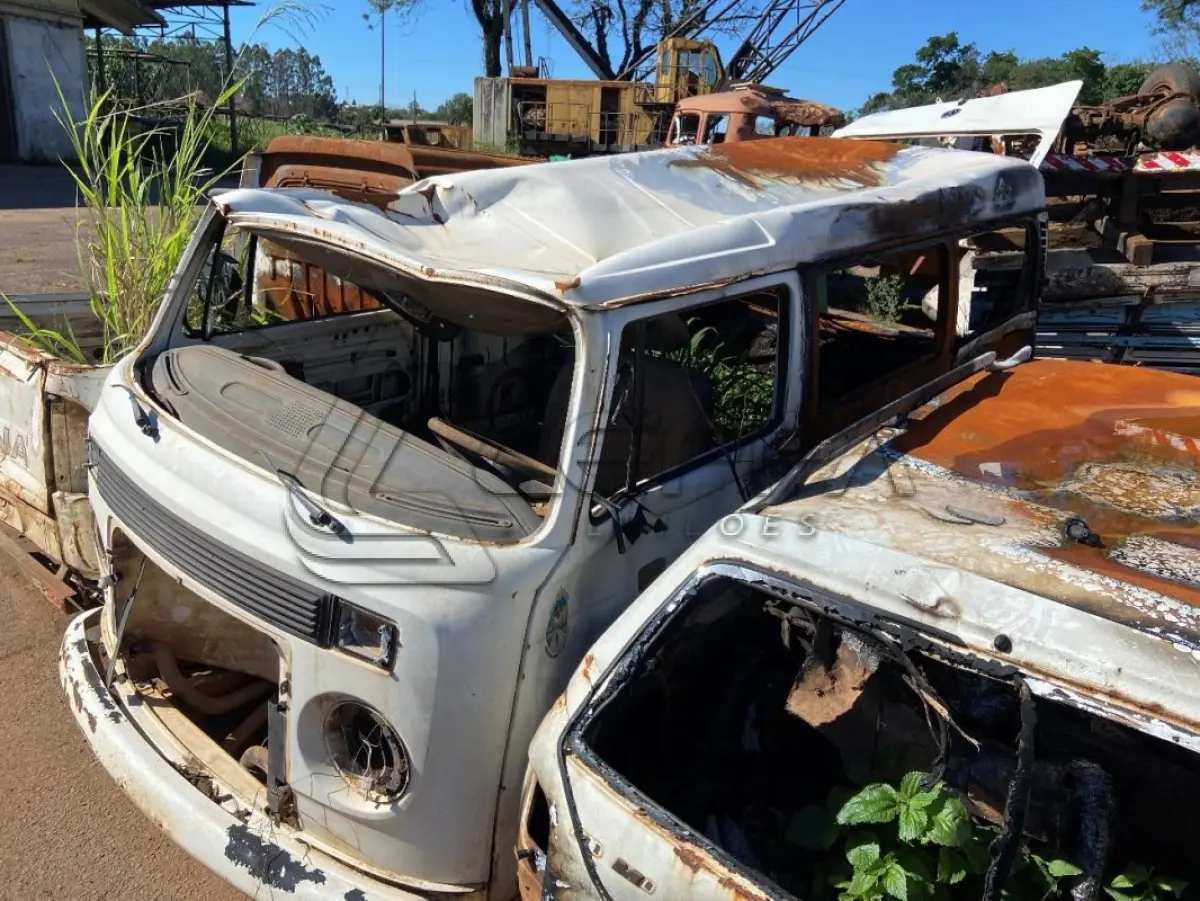 LOTE 050
