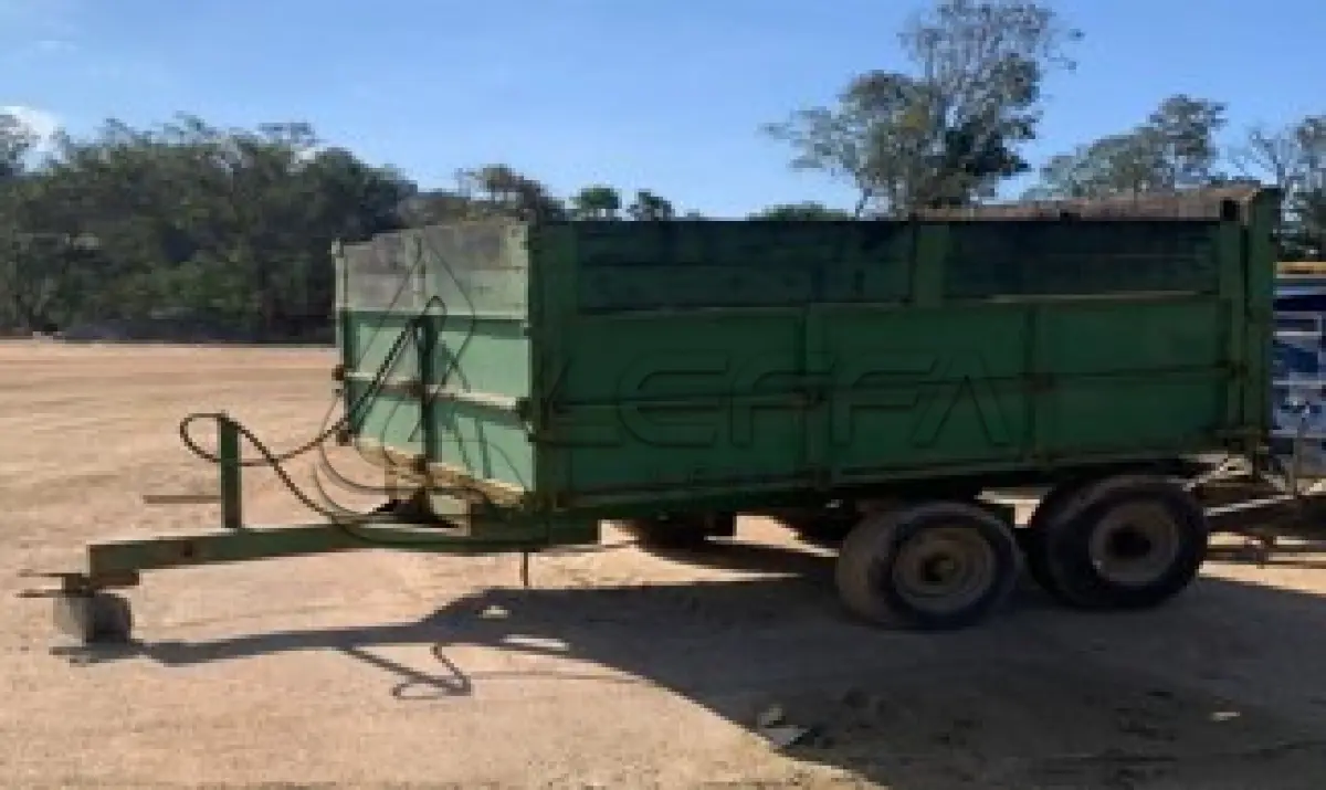 LOTE 016 - CARRETA AGRÍCOLA BASCULANTE EIXO TANDEM