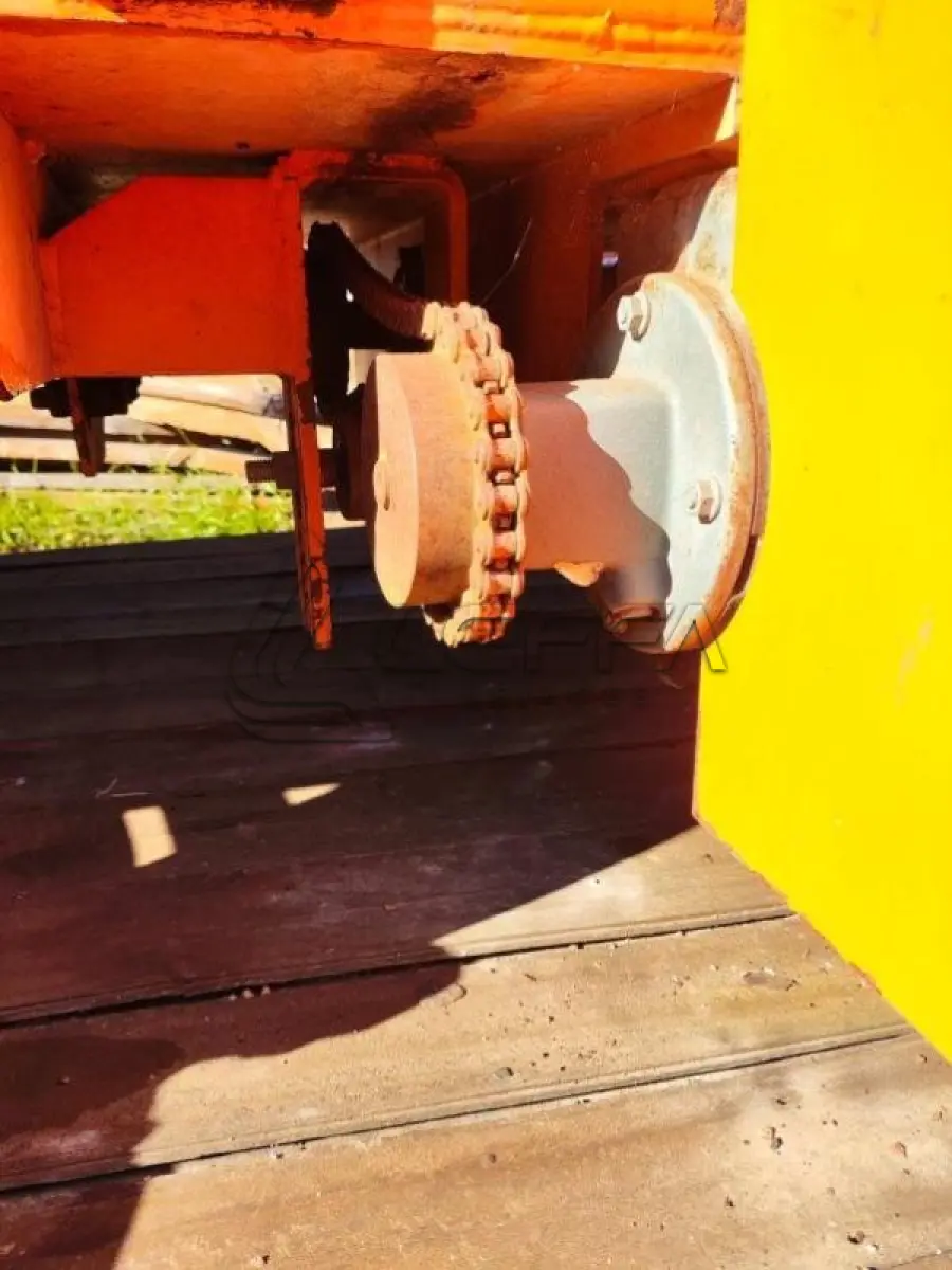 LOTE 011 - DISTRIBUIDOR DE CALCÁRIO E ADUBO BUDNY DCAB 6000