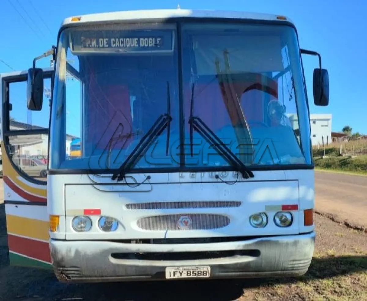 LOTE 002 - ÔNIBUS VOLKSWAGEN 16.180 — CARROCERIA COMIL