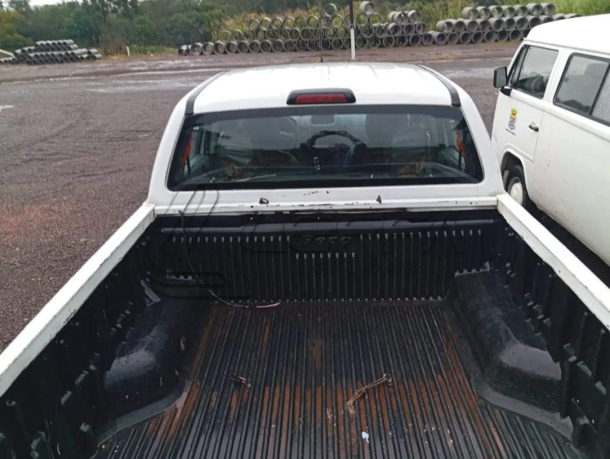 LOTE 008 - FORD RANGER CABINE DUPLA - IWL 5G38