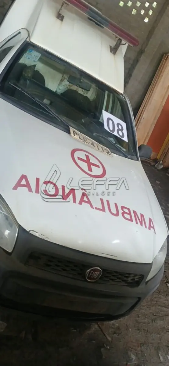 LOTE 008 - FIAT STRADA AMBULÂNCIA (SUCATA)