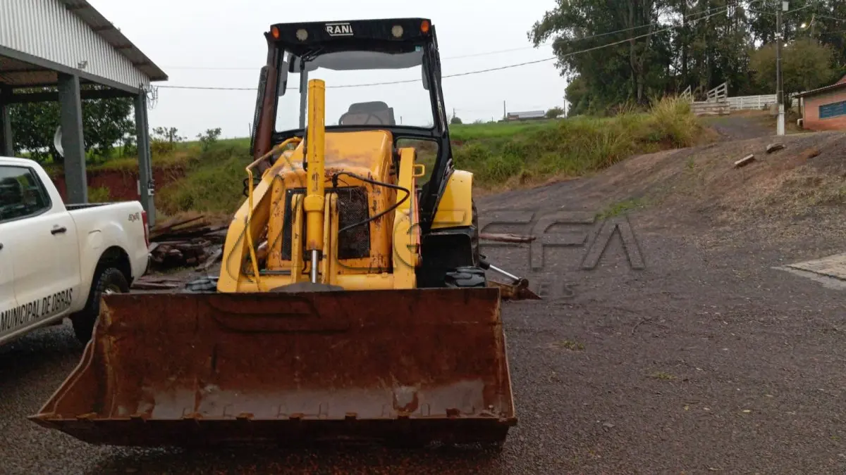 LOTE 001 - RETROESCAVADEIRA RANDON RK 406 4X4