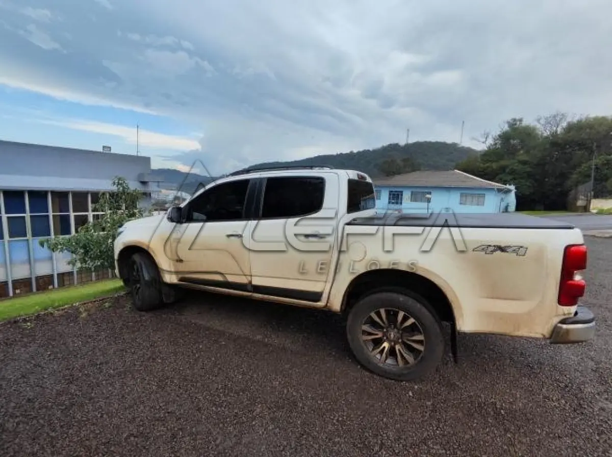LOTE 004 - CAMINHONETE CHEVROLET S10 LTZ 2.8 TURBO DIESEL 4X4