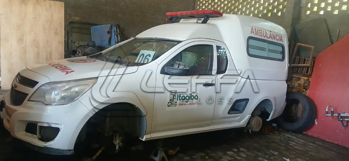 LOTE 006 - CHEVROLET MONTANA AMBULÂNCIA (SUCATA)