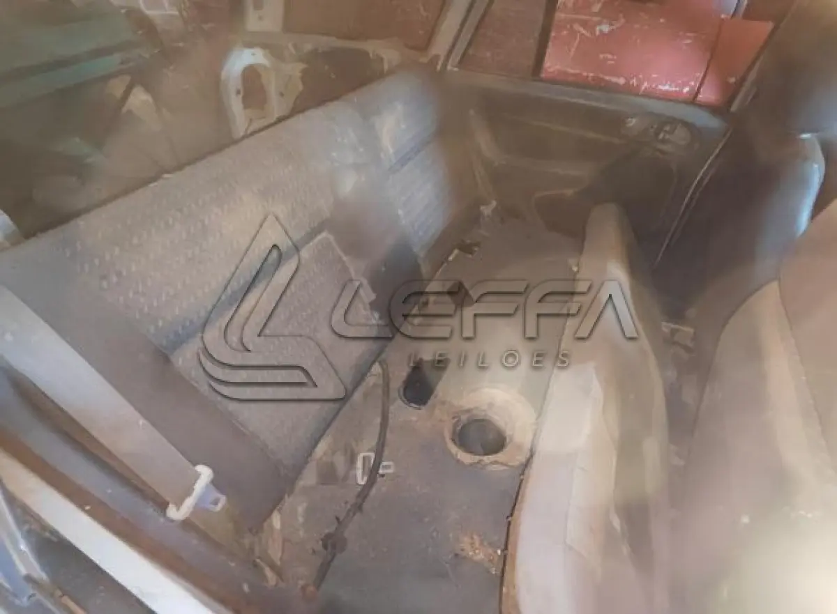 LOTE 013 - VOLKSWAGEN PARATI CITY 1.6 (SUCATA)