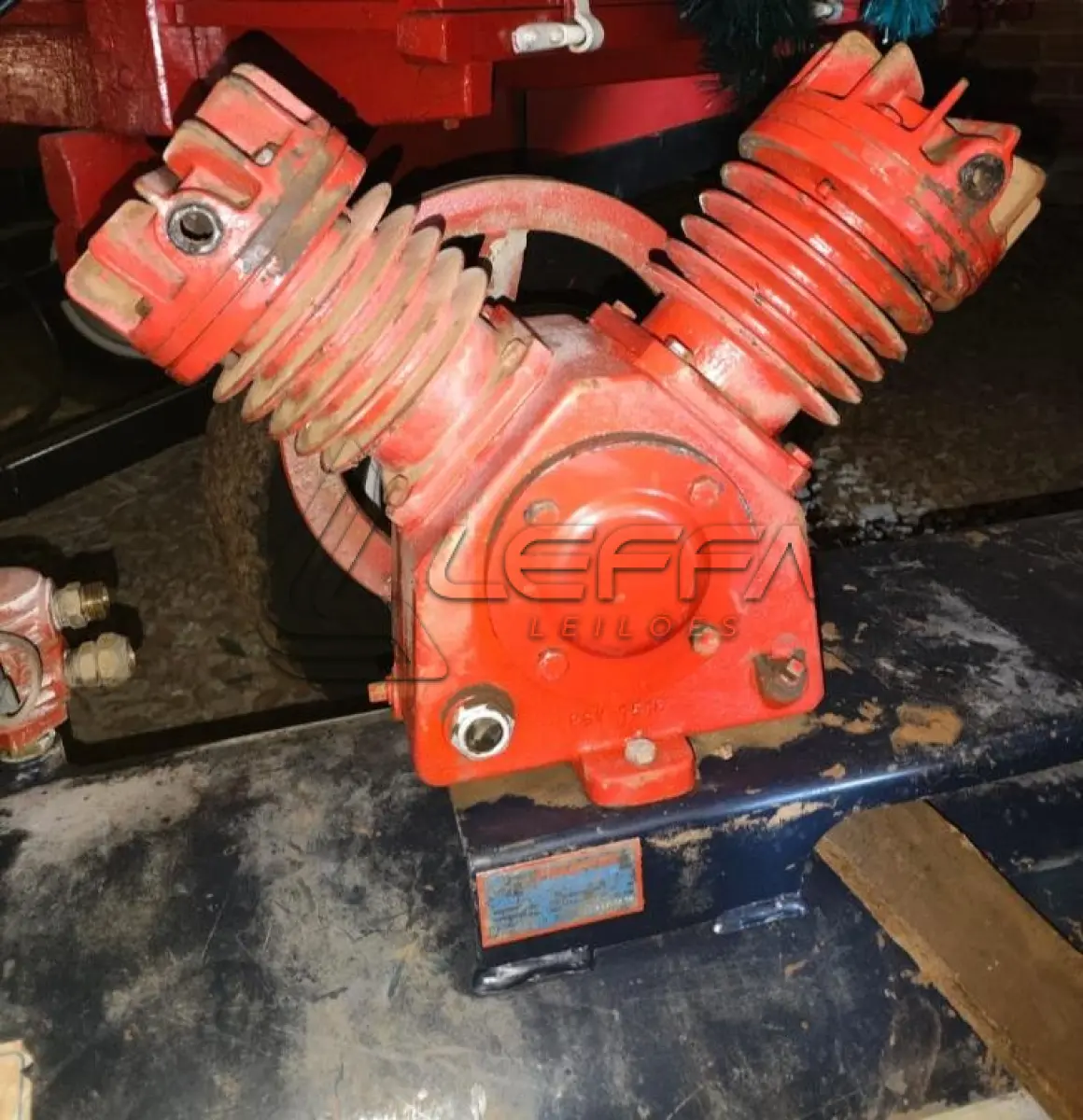LOTE 007 - COMPRESSOR DE AR PRESSURE PSV 15/200