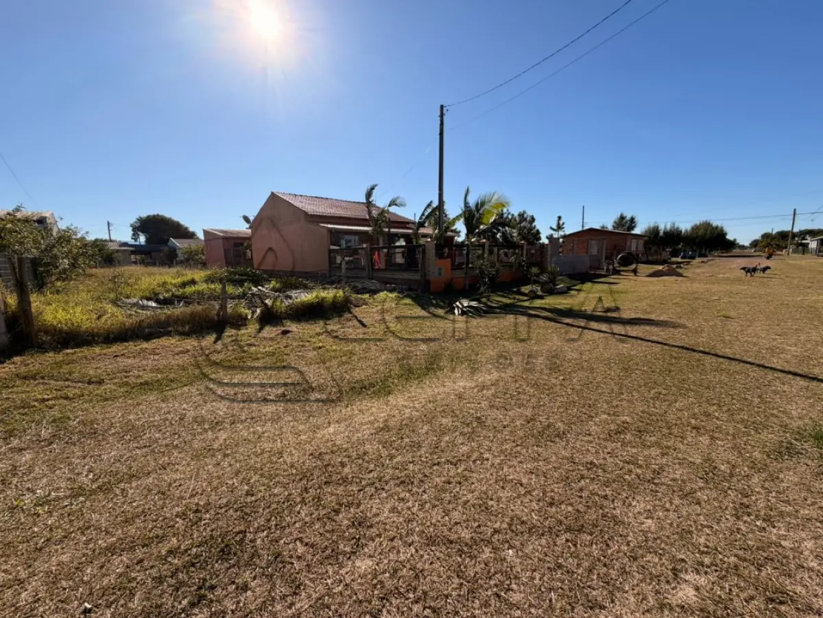 LOTE 001 - UM TERRENO URBANO, SEM BENFEITORIAS, SITUADO NO LUGAR DENOMINADO JARDIM OLÍVIA NORTE, NO MUNICÍPIO DE ARROIO DO SAL/RS