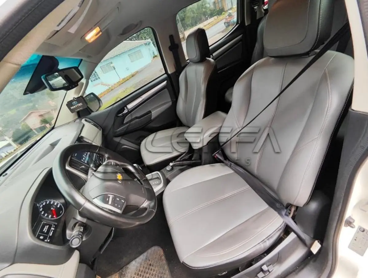 LOTE 004 - CAMINHONETE CHEVROLET S10 LTZ 2.8 TURBO DIESEL 4X4