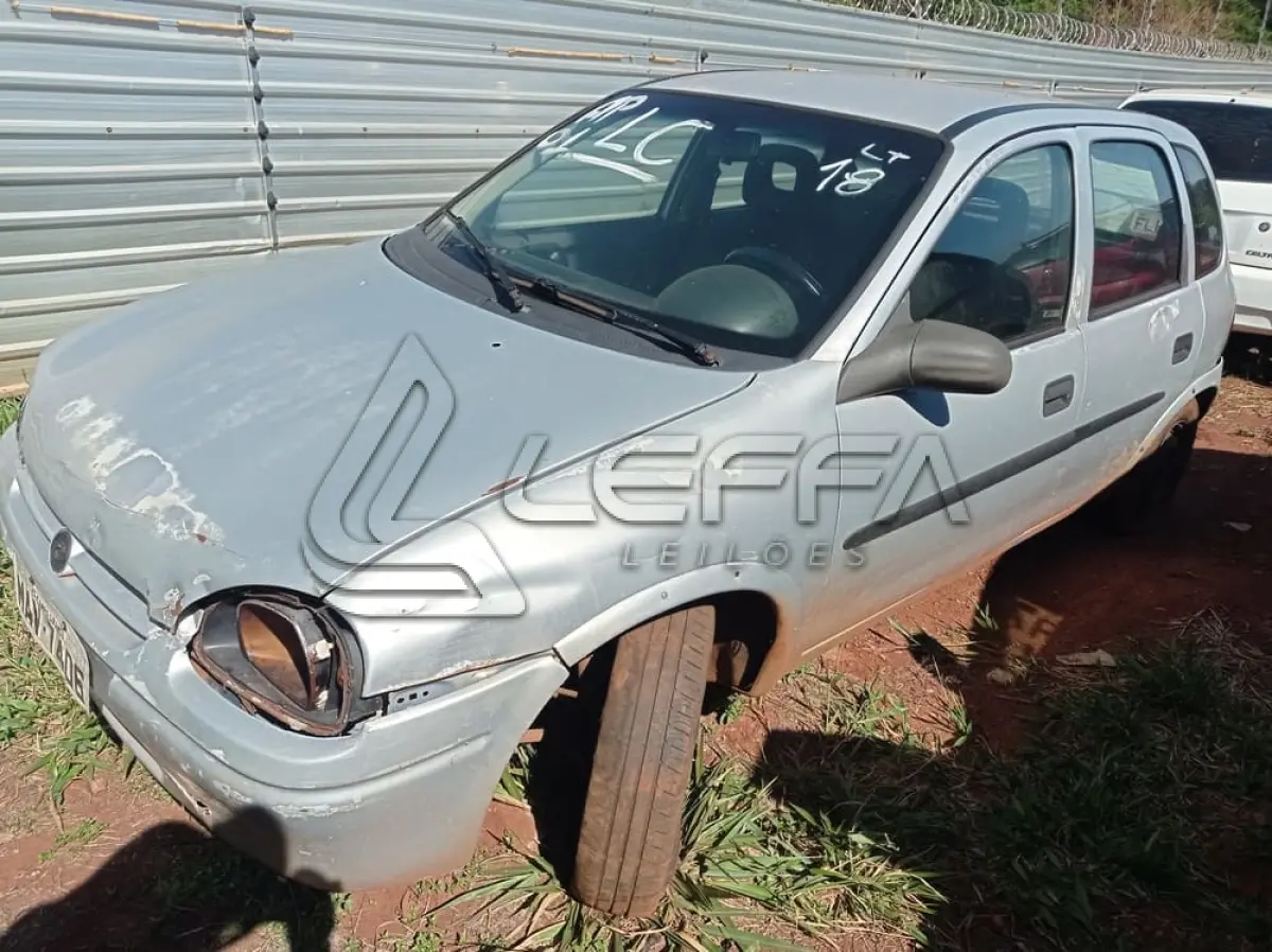 LOTE 0018