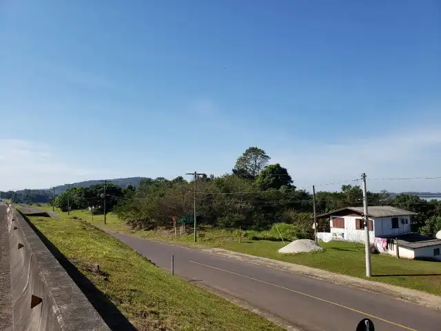 ÁREA DE TERRA, APROXIMADAMENTE 4.754,52M², ÀS MARGENS DA BR 101, KM 12, NO ACESSO À DOM PEDRO DE ALCÂNTARA/RS