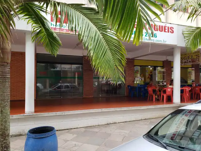 Loja Comercial 205 do Edifício Cine Sapt, na Rua Júlio de Castilhos, no Centro em Torres/RS
