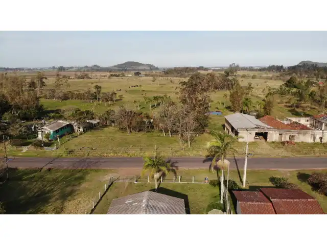 Terreno Rural com área de 27.665,75m2 no Morro do Descanso em Três Cachoeiras/RS