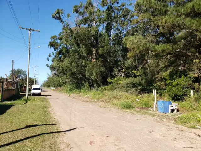 Dois Terrenos, na mesma matrícula, Lotes 14 e 15 da Quadra 32, na Praia Azul em Arroio do Sal/RS