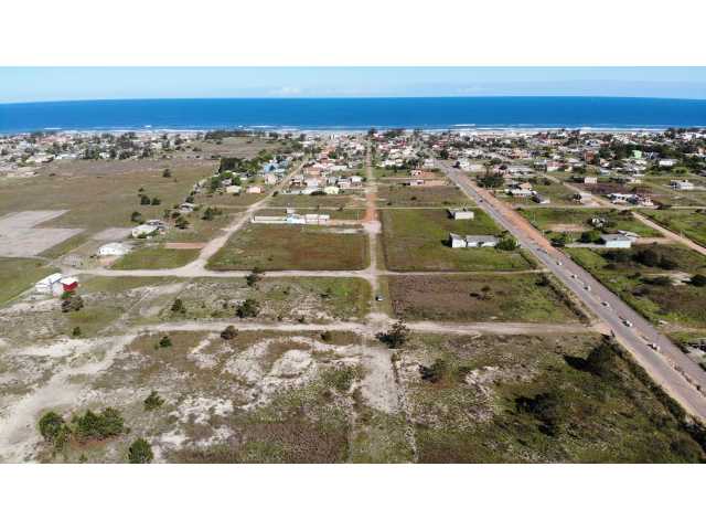 Terreno Urbano, Lote 13 Quadra 29, no Balneário Estrela do Mar em Torres/RS