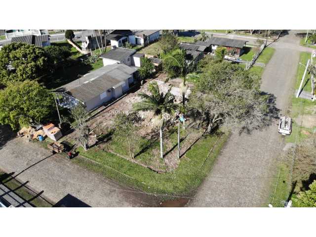 Terreno Urbano, Lote 10 Quadra 95, em Terra de Areia/RS