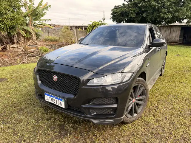 UM VEÍCULO I/JAG FPACE 20TD PRESTIG, COR PRETA, PLACAS LTQ8I36, ANO/MODELO 2018/2019, RENAVAM 1190173260 — BLINDADO