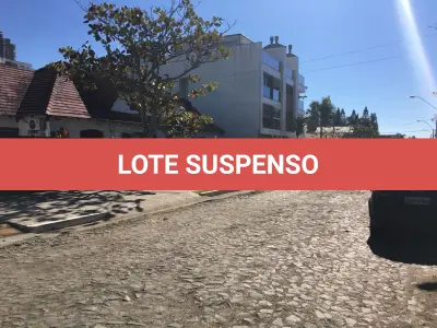 LOTE 001 - TERRENO URBANO COM BENFEITORIAS NA RUA SALDANHA GAMA EM TORRES/RS
