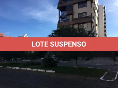 LOTE 001 - APARTAMENTO E BOA NO ED. LONGH BEACH NO CENTRO EM TORRES/RS