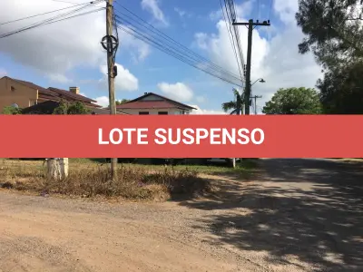 LOTE 001 - Terreno, com benfeitorias, na Rua Salina, em Torres/RS