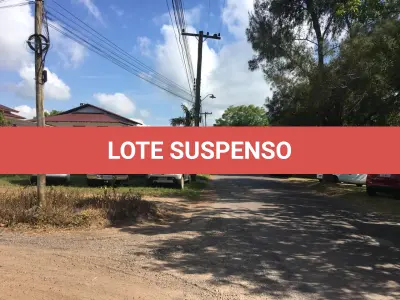 LOTE 001 - Terreno, com benfeitorias, na Rua Salina, em Torres/RS