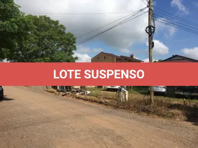 LOTE 001 - Terreno, com benfeitorias, na Rua Salina, em Torres/RS