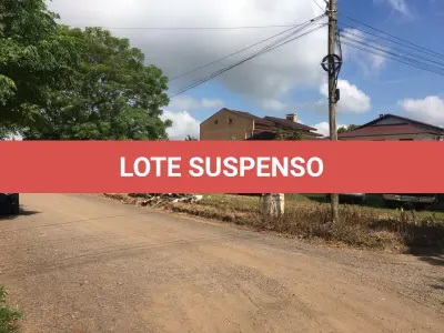 LOTE 001 - Terreno, com benfeitorias, na Rua Salina, em Torres/RS