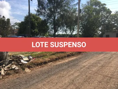 LOTE 001 - Terreno, com benfeitorias, na Rua Salina, em Torres/RS