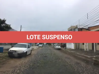 LOTE 001 - Terreno Urbano, com benfeitorias, na Rua Alexandrino de Alencar em Torres/RS