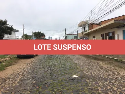 LOTE 001 - Terreno Urbano, com benfeitorias, na Rua Alexandrino de Alencar em Torres/RS