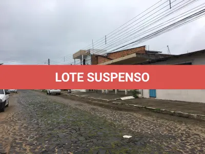 LOTE 001 - Terreno Urbano, com benfeitorias, na Rua Alexandrino de Alencar em Torres/RS