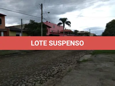 LOTE 009 - TERRENO URBANO, COM UMA CASA DE ALVENARIA COM APROX 200M² DE ÁREA CONSTRUÍDA, ARROIO DO SAL/RS