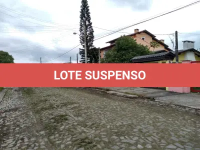 LOTE 009 - TERRENO URBANO, COM UMA CASA DE ALVENARIA COM APROX 200M² DE ÁREA CONSTRUÍDA, ARROIO DO SAL/RS