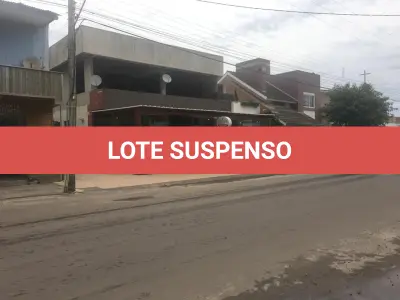 LOTE 001 - Terreno Urbano com Benfeitorias, na Quadra 34-A, na Rua Castro Alves no Centro em Arroio do Sal/RS