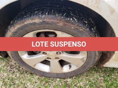 LOTE 001 - UM VEÍCULO GM/CHEVROLET CRUZE 1.8, PLACAS IVU-7610, ANO 2014/2014