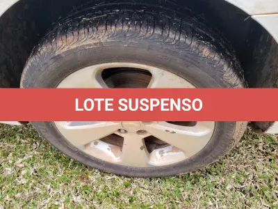 LOTE 001 - UM VEÍCULO GM/CHEVROLET CRUZE 1.8, PLACAS IVU-7610, ANO 2014/2014