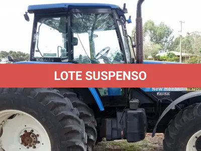 LOTE 001 - TRATOR MARCA NEW HOLLAND, MODELO TM 7020, ANO 2012