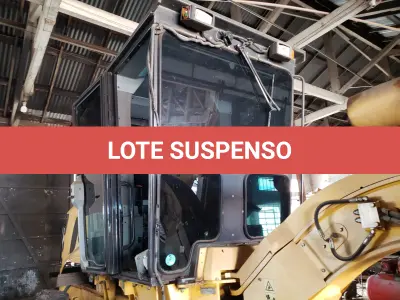 LOTE 008 - MOTONIVELADORA NEW HOLLAND, RG140B, diesel, ano e modelo 2009