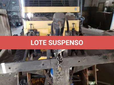 LOTE 008 - MOTONIVELADORA NEW HOLLAND, RG140B, diesel, ano e modelo 2009