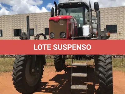 LOTE 002 - PULVERIZADOR MODELO MF 9030, ANO 2011, COR VERMELHA