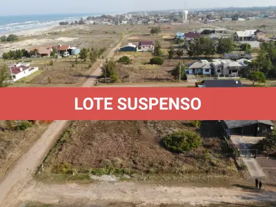 LOTE 001 - Terreno Urbano na Praia Real, constituído pelos lotes 09/10/11/14/15/16 da quadra 33, em Torres/RS